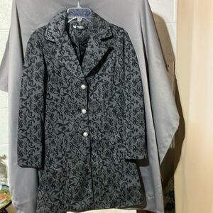 Papillon long jacket size small.